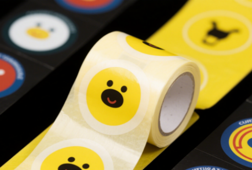 Револуционизирајте го работниот тек на вашата леплива етикета користејќи напреден ласерски контролен систем